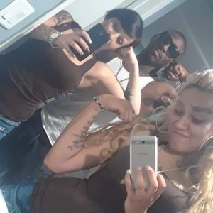 Meet your Posher, Ashtray